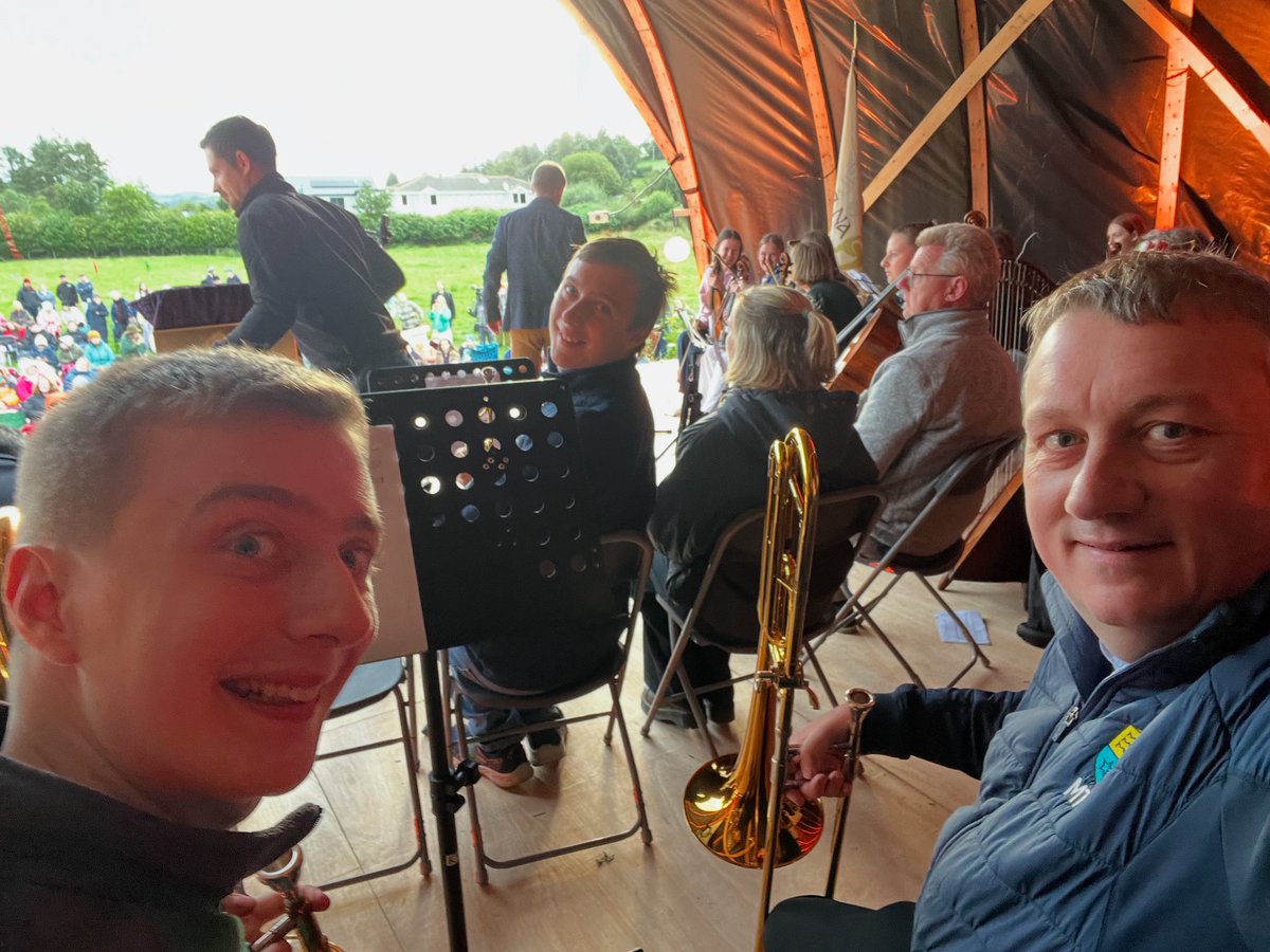 philip_oreilly's tweet image. Up at 3am to play Mise Éire with an orchestra at a festival for sunrise ☀️