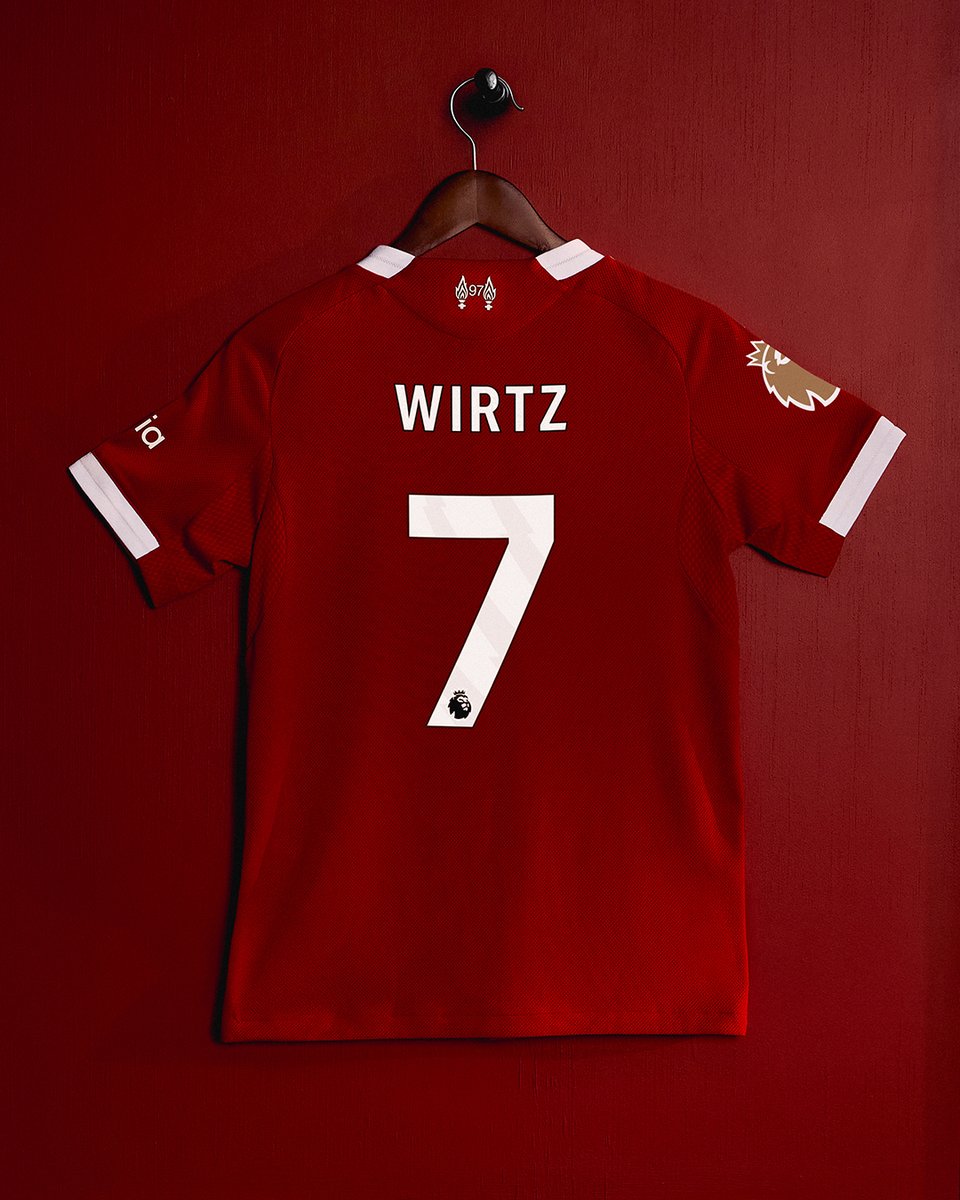 LFCIndonesia's tweet photo. Nomor baru, semangat baru. ✨

Tanggapan, Reds? 🤩 https://t.co/SjMZxZtOjb