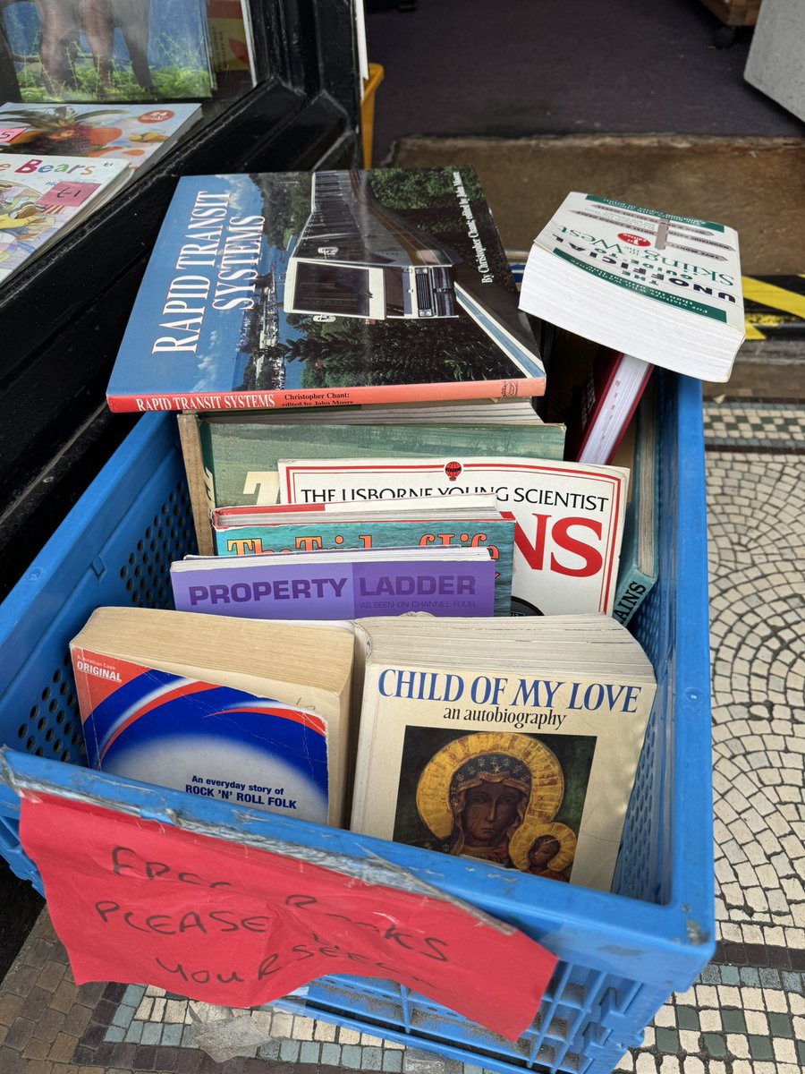 The free box is back 🎉 Lots of books we don’t need because they’re duplicate, damaged or we don’t think they’ll sell but don’t want to send for recycling. Try a new subject, find an old favourite or use for a craft project. Outside the #Felixstowe shop whenever we’re closed