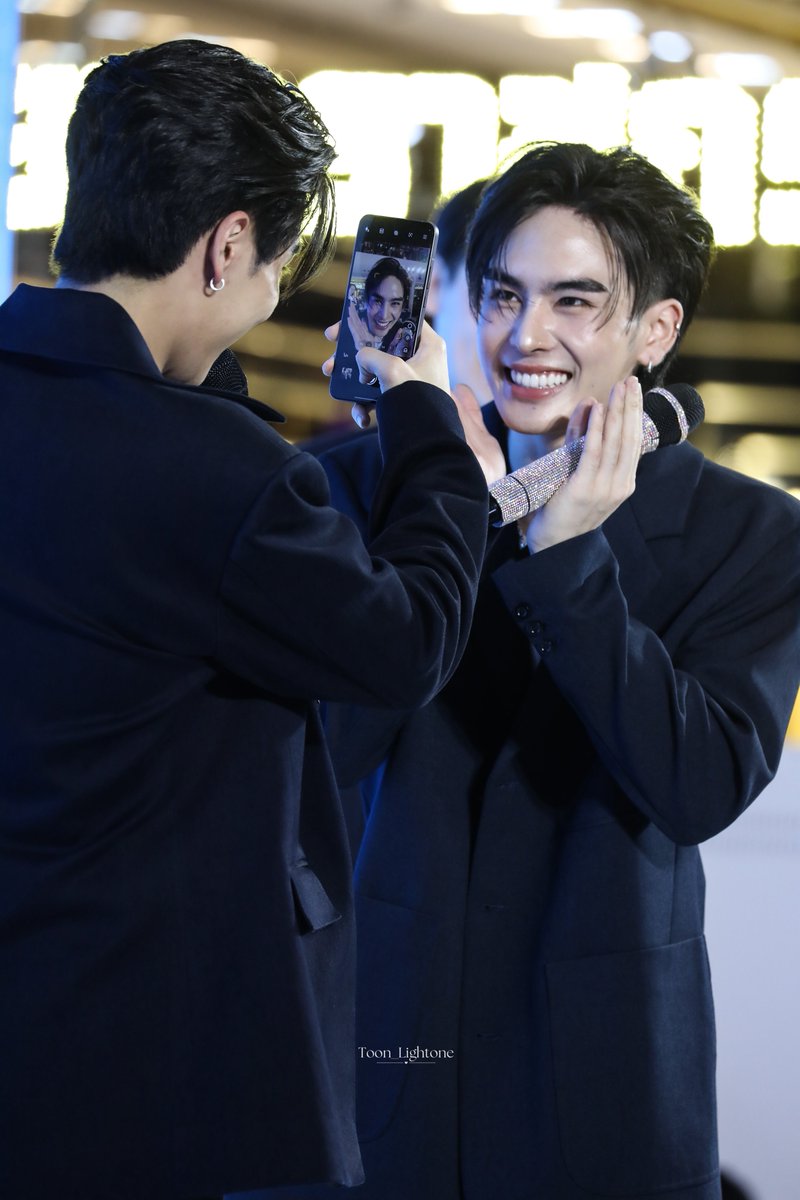 toon_lightone's tweet photo. ตาต้าน่ารักมากเลยดิพี่เพิร์ธ 😅

#DestinyclinicxPerthSanta 
#PerthSanta #เพิร์ธเเซนต้า   
#PerthTanapon #Santapp https://t.co/IcudjaaCib