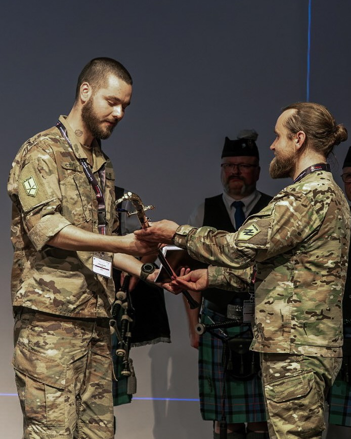 An Azov medic has been recognized as a "European Best Combat Medic".

Volodymyr “Sprite” Ryzhenko received this award at the 2025 Combat Medical Care Conference in Germany.
In the winter of 2025, he saved a wounded comrade by transfusing donor blood that had been dropped by a