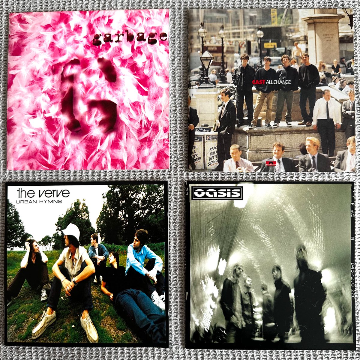 RACCOONFM1's tweet image. More of today’s listening picks

💿 Oasis – Heathen Chemistry
💿 The Verve – Urban Hymns
💿 Cast – All Change
💿 Garbage – Garbage

#NowPlaying #CompactDisc #CD #August2025