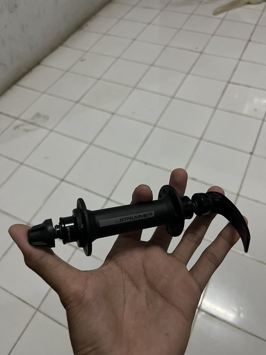 mewing goeslaw tweet media