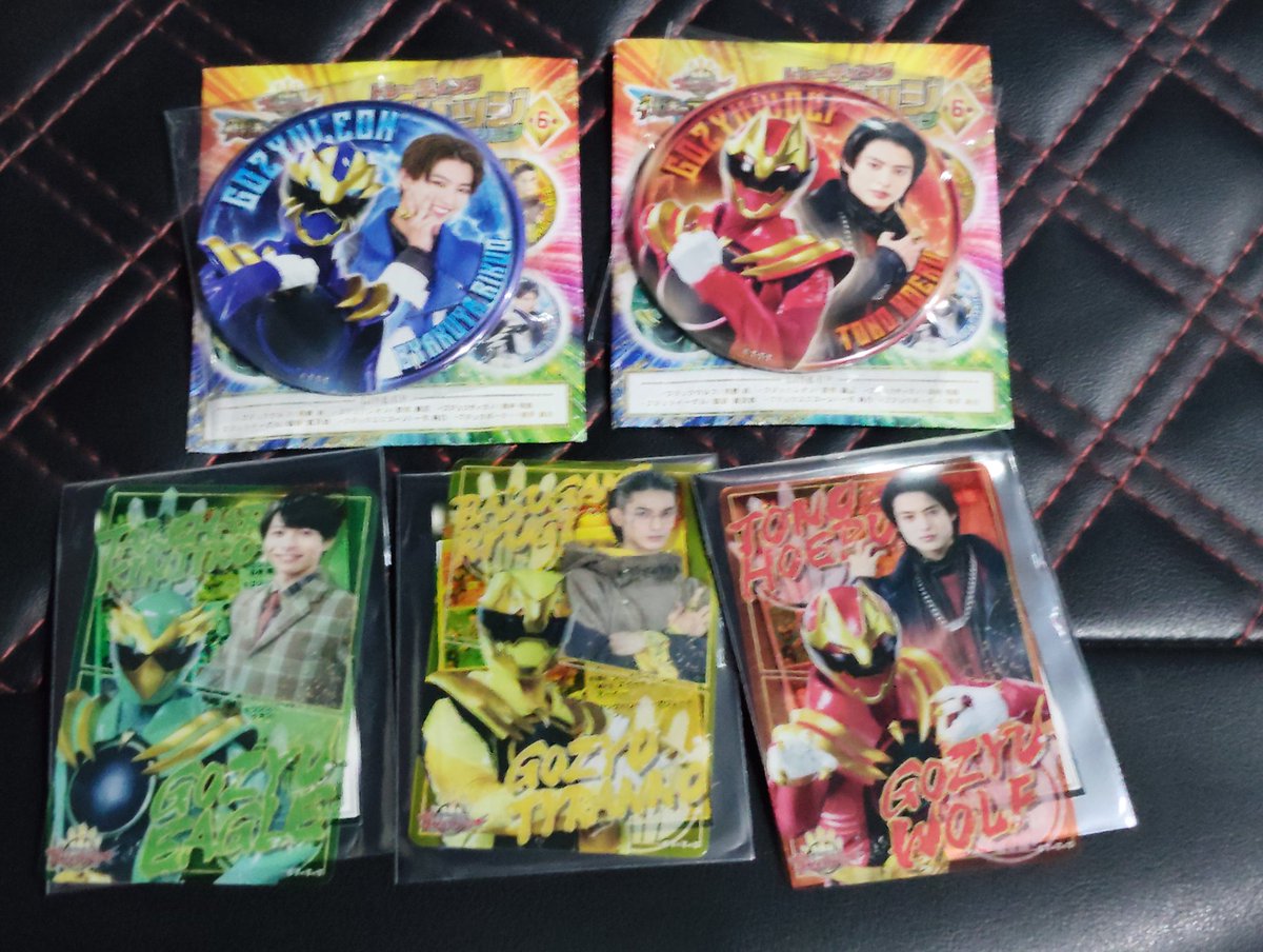 【14個セット】ゴジュウジャー 映画 缶バッジ 暴神竜儀 ゴジュウティラノ ゴジュウジャー 暴神竜儀 ゴジュウティラノ スタイルカード 缶