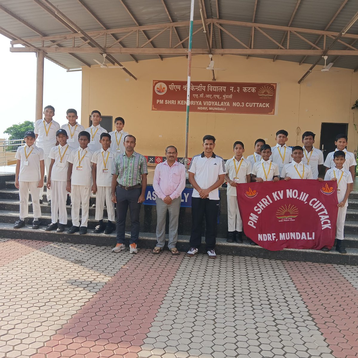 PM SHRI KENDRIYA VIDYALAYA NO.3, CUTTACK, NDRF (@3cuttack) on Twitter photo *PM SHRI KV No. 3 Cuttack Shines at Regional Sports Meet Cricket U-14*
KV No. 3 Cuttack won the bronze medal, triumphing in 3 out of 4 matches. Their impressive performance earned them a well-deserved third-place finish! ๐๐ <a href="/KVS_HQ/">Kendriya Vidyalaya Sangathan</a> <a href="/BbsrRo/">KVS RO BBSR</a> <a href="/1Bhubaneswar/">PM SHRI KV1BBSR</a> <a href="/binodbehera25/">B.K. Behera</a> <a href="/ncert/">NCERT</a> *PM SHRI KV No. 3 Cuttack Shines at Regional Sports Meet Cricket U-14*
KV No. 3 Cuttack won the bronze medal, triumphing in 3 out of 4 matches. Their impressive performance earned them a well-deserved third-place finish! ๐๐ <a href="/KVS_HQ/">Kendriya Vidyalaya Sangathan</a> <a href="/BbsrRo/">KVS RO BBSR</a> <a href="/1Bhubaneswar/">PM SHRI KV1BBSR</a> <a href="/binodbehera25/">B.K. Behera</a> <a href="/ncert/">NCERT</a>