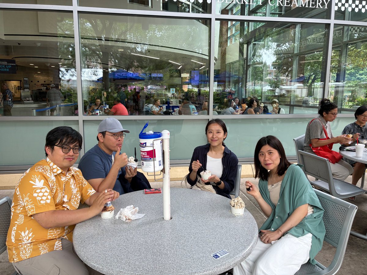 Day 4: Summer Institute
The theme of this year's Summer Institute is "Institutional Forms / Alien Forms"
We took a short break and visited the famous Penn State Creamery for some ice cream and milkshake.