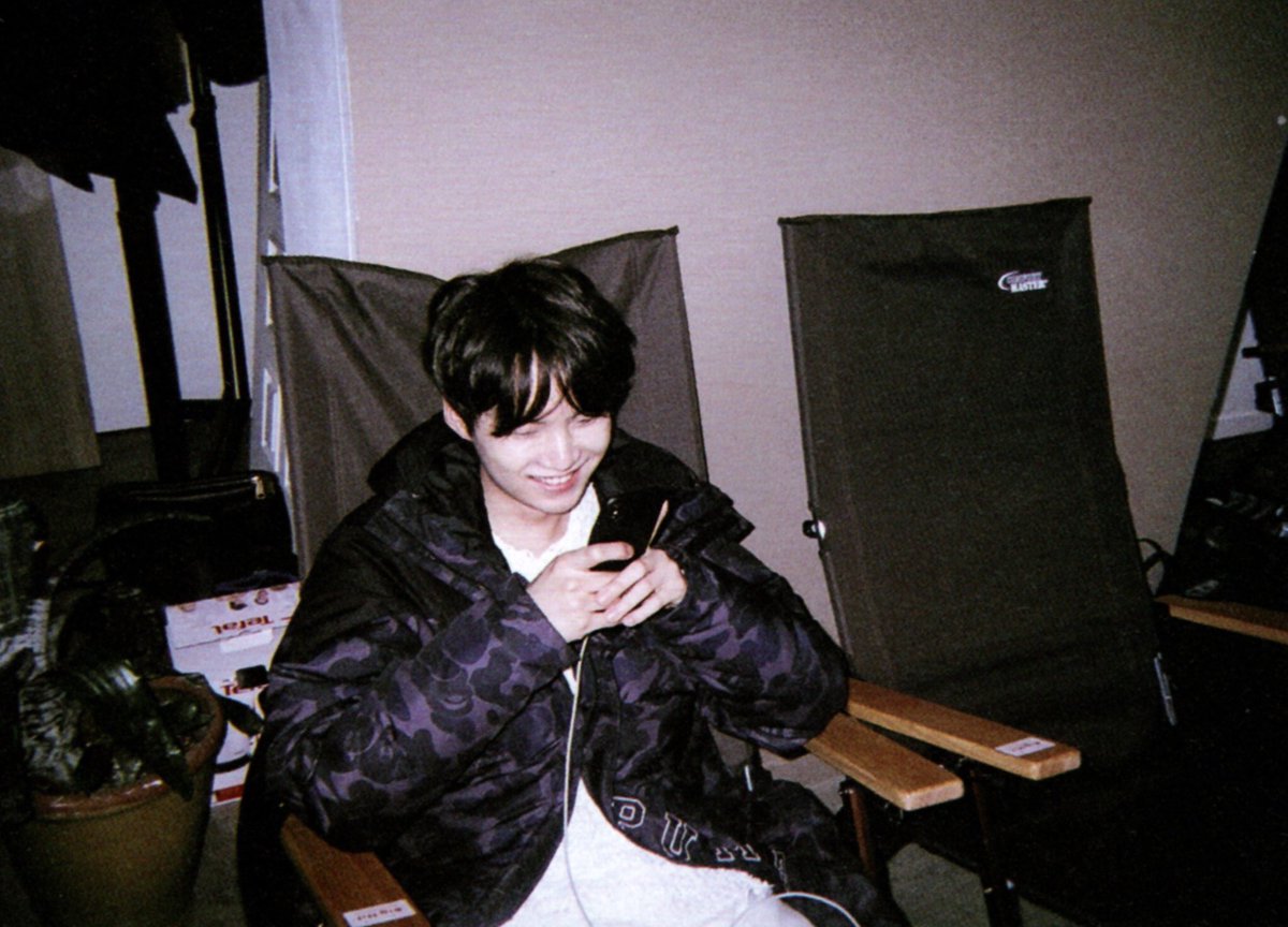 yoonmin_realLUV's tweet image. Photo by.JIMIN