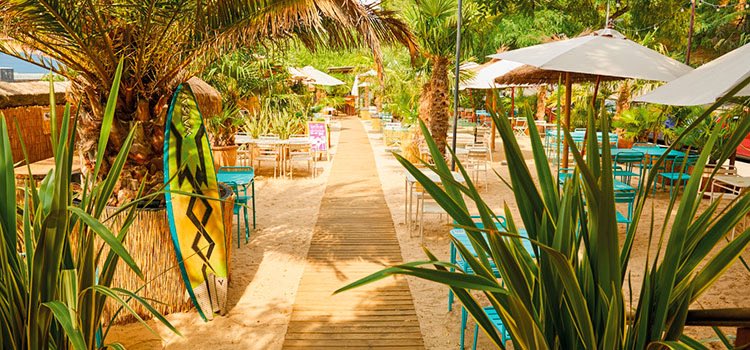 💡¿Sin ideas para hacer este mes de agosto en Madrid?

✅ Aquí tienes una lista con un montón de planes para disfrutar de Madrid estas vacaciones.

haztuplan.com/101-planes-de-…