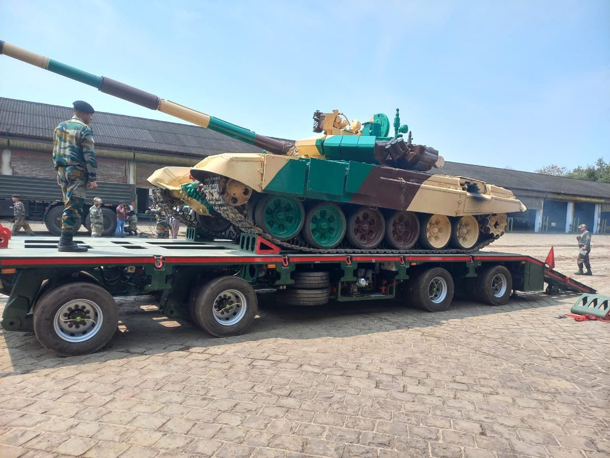 The Indian Army signed a contract today worth Rs 223.95 Crores with Axiscades Aerospace and Technologies Private Limited to procure 212 state-of-the-art 50-ton tank Transporter Trailers. The contract was signed under the Buy (Indian-IDDM) category, reinforcing the commitment to