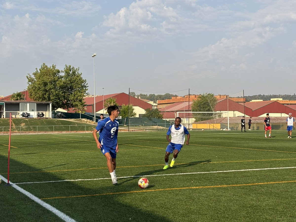 cddiocesano's tweet photo. Primer día de pretemporada para el 𝟯𝗥𝗙𝗘𝗙.

El equipo ya está en marcha, con la mirada puesta en una nueva temporada. 

#Pretemporada3RFEF https://t.co/GCXr0TMeqj