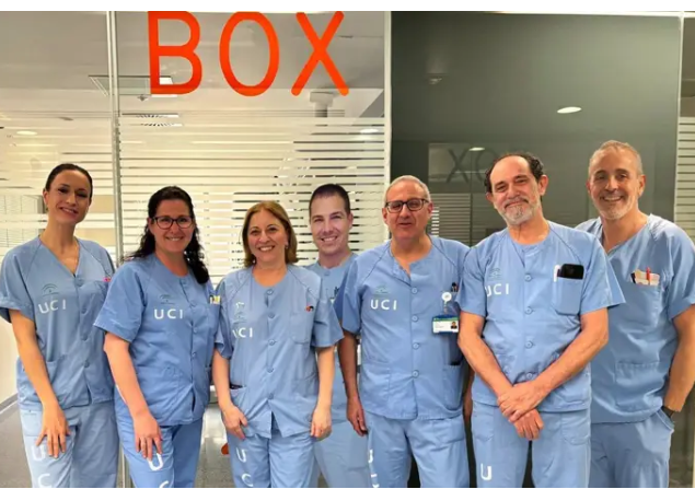 SAMIUC (@samiuc_uci) on Twitter photo ❤️Un centenar de enfermeros del Hospital de Valme de <a href="/AGSSurSevilla/">AGS Sur de Sevilla</a> se ha beneficiado del Circuito de Formación Continua en #CuidadosCríticos.
✔️La importancia de esta iniciativa, fue presentada en el XXXIX Congreso de SAMIUC. Lo leemos en <a href="/europapress/">Europa Press</a>➡️
europapress.es/esandalucia/se… ❤️Un centenar de enfermeros del Hospital de Valme de <a href="/AGSSurSevilla/">AGS Sur de Sevilla</a> se ha beneficiado del Circuito de Formación Continua en #CuidadosCríticos.
✔️La importancia de esta iniciativa, fue presentada en el XXXIX Congreso de SAMIUC. Lo leemos en <a href="/europapress/">Europa Press</a>➡️
europapress.es/esandalucia/se…
