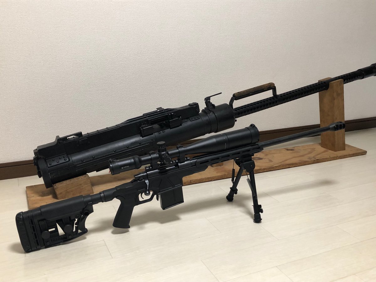 #8月になったのでフォロワーさんに自己紹介しようぜ
イラスト描いたりエアガン集めたりしてます。よろしくお願いします。 