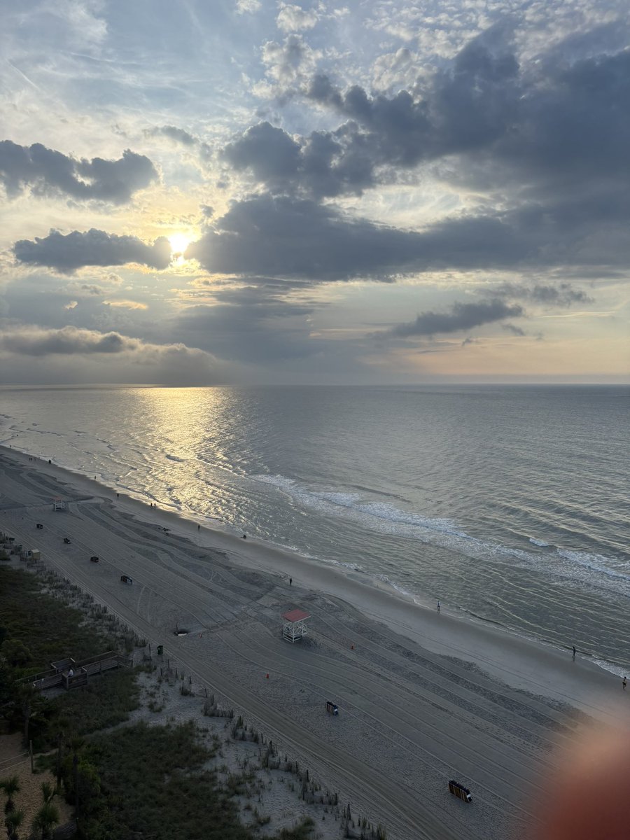 Good morning! Have a great Friday. 

Last day here, gonna make the most of it