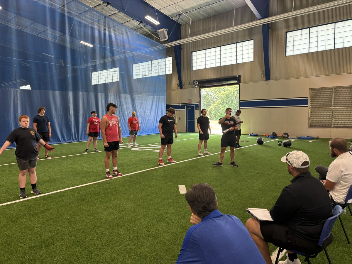 🚨 Mark your calendars 🚨 

🏈 East Texas Offensive Line Clinic
📅 June 6, 2026
📍 Lindale High School

Looking forward to year three of the clinic! Make plans to attend and let’s continue to grow the greatest position group in football!