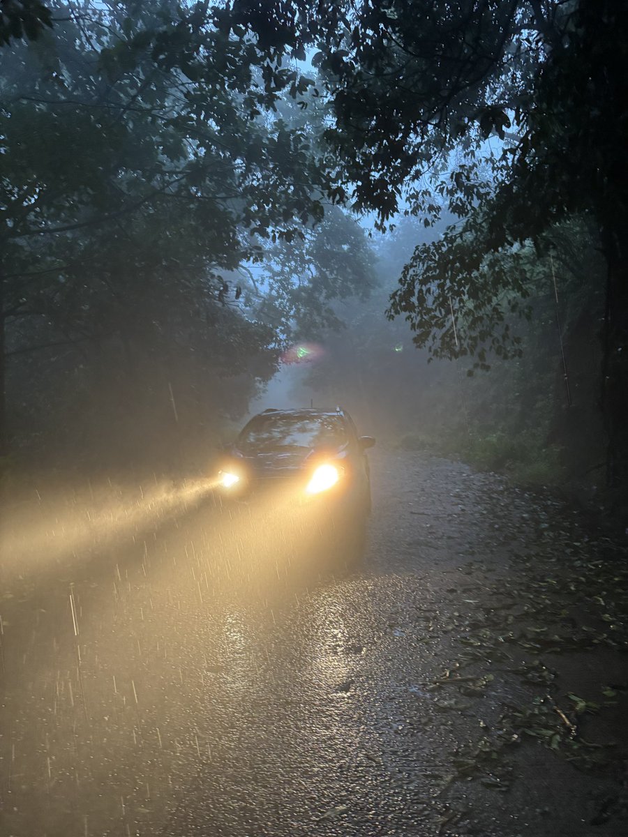 Akshathuchangi's tweet image. Today marks 5 years, 65k kms, since I got this machine! Yet to find one which gives same feeling, response, control, confidence and TRUST #FordIndia #FordEcoSport @FordIndia