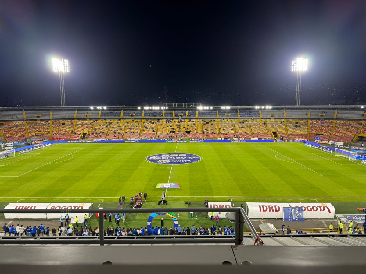 Imagínese venían de tener al refuerzo histórico (?) del país y record en venta de abonos (?) el famoso embajajajajador y anoche ...anoche que paso ? 😭🤣🤣🤣🤣🤣 Imágenes de anoche 🤡🐔🤏🏽 <a href="/LosNervos/">Los Ñervos 1999</a> <a href="/sandrah1813/">Soldada de Marino</a> <a href="/BlogVerdolaga/">Blog Verdolaga</a> <a href="/tertuliaverde/">La Tertulia Verdolaga</a>