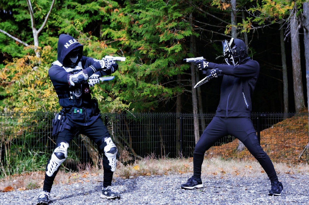 HanName3818's tweet image. #8月なったので自己紹介

主に関西でサバゲーをメインに遊んでますハンなめです( ﾟдﾟ）

不定期ではありますが
「サバゲーのオープン貸切イベント:#CoDサバ 」の主催をしています！

他にもオリキャラ #QUADCORE の語りとか食べ物の写真とかなんかやってます

後は顔がうるさい！とか言われてる