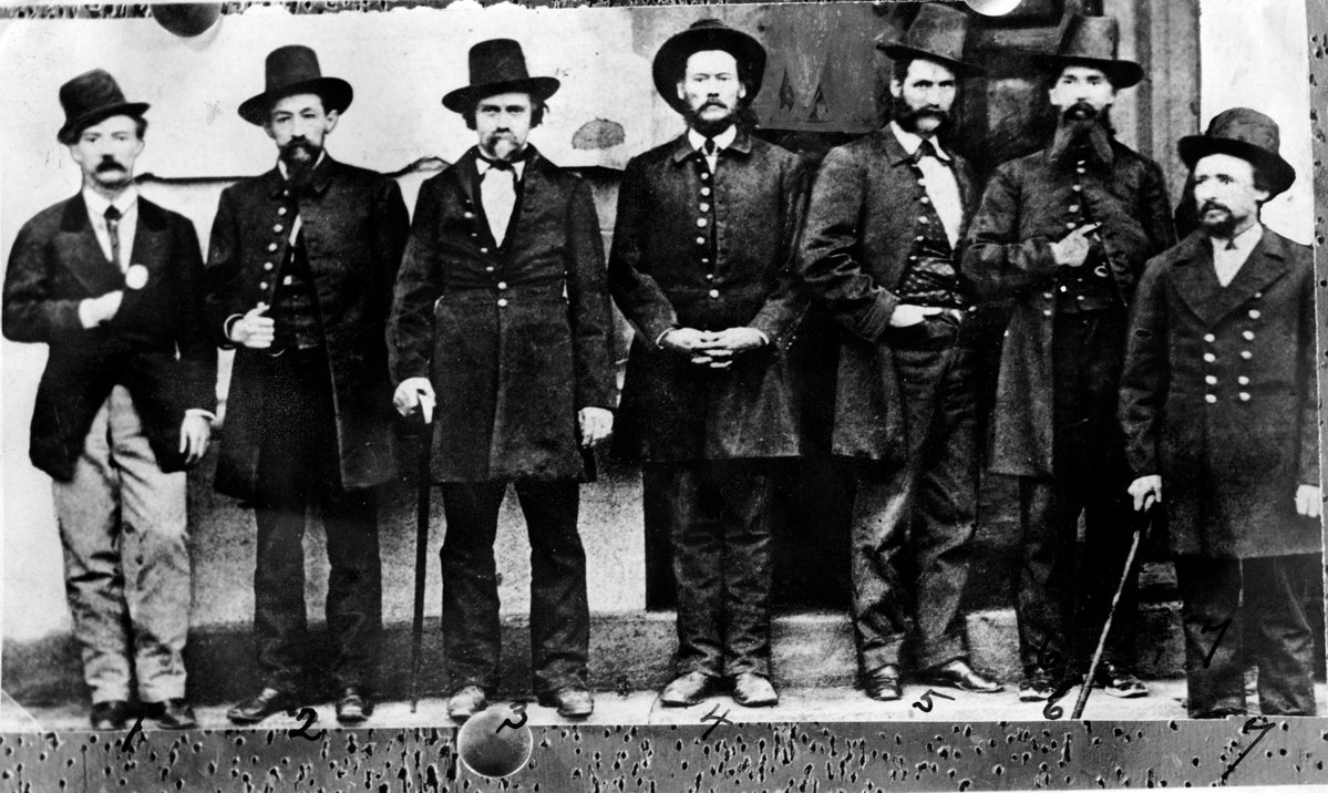 National Law Enforcement Museum (@nlemuseum) on Twitter photo Who is this interesting group?
The FIRST officers with the <a href="/DCPoliceDept/">DC Police Department</a> from back in 1861.
Learn all about them in the Museum's NEW walking tour: bit.ly/4lOdInk
#WashingtonDC #DCPolice #WalkingTour #DCTours Who is this interesting group?
The FIRST officers with the <a href="/DCPoliceDept/">DC Police Department</a> from back in 1861.
Learn all about them in the Museum's NEW walking tour: bit.ly/4lOdInk
#WashingtonDC #DCPolice #WalkingTour #DCTours
