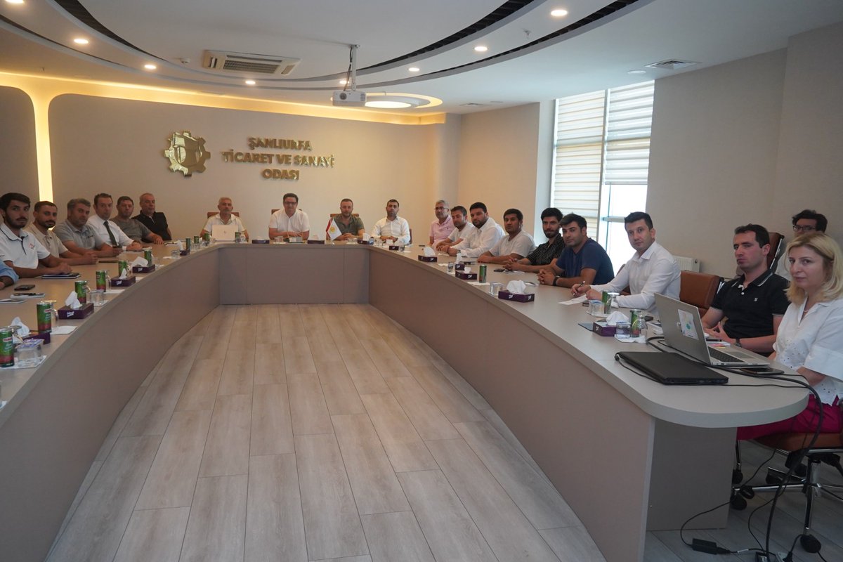 21. Meslek Komite toplantısı, GAİB yetkilileri, meclis ve komite üyeleri ile sektör temsilcilerinin katılımıyla gerçekleşti.

Toplantıda; TURCAF (Türkiye - Afrika İhracatçılar Platformu) tarafından, elektrik  sektörüne yönelik  hedef pazarlar hakkında bilgilendirme sunumu yapıldı