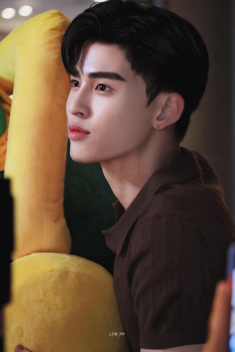 แพ้ความหล่อ แพ้รอยยิ้ม แพ้ความแสนดี แพ้ทุกอย่างที่เป็นปอนด์😭🫳🏻

#มหกรรมนิยายนานาชาติ2025xPP
#ppnaravit <a href="/ppnaravit/">ppnaravit</a>