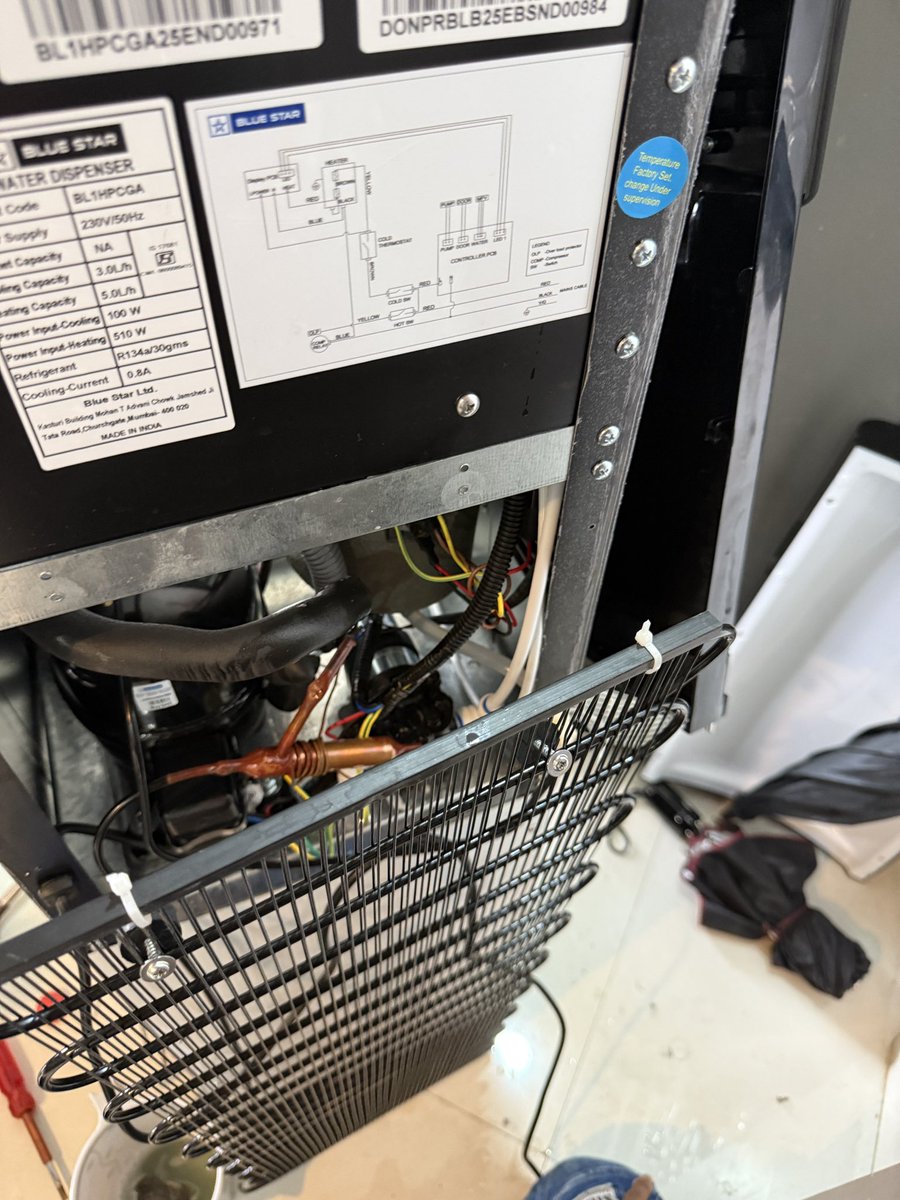 oorjant's tweet photo. @bluestarindia1 
New product purchased on 28th July 2025 BL1HPCGA and post installation found that there is no cold water getting dispensed from the unit . Called the engineer from Bluestar and they told me there is no gas and then also told me there is a gas leakage 😡😡😡 https://t.co/xfxnOE23ba