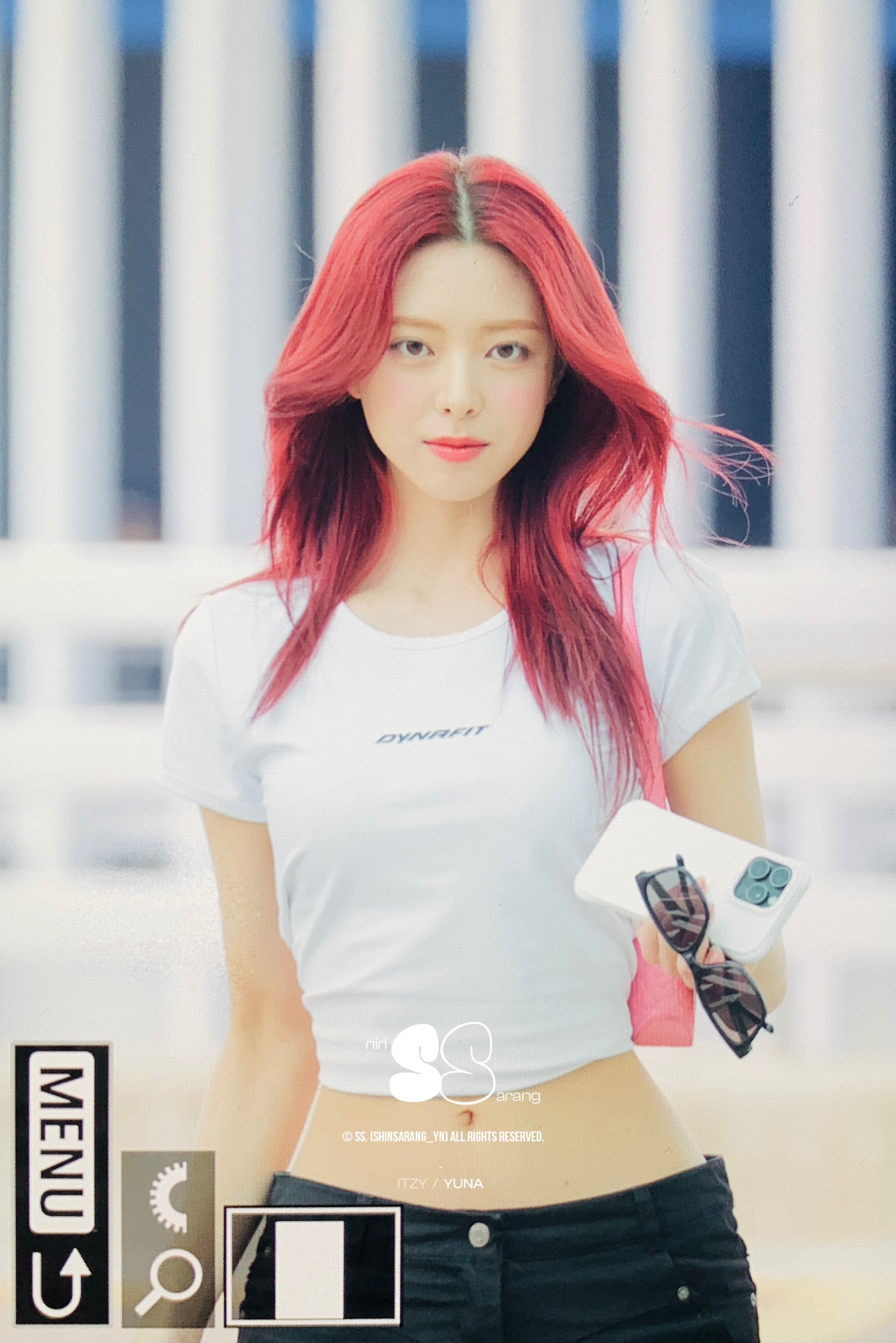 ITZY ユナ 直筆 デコ 写真 ITZY ユナ 直筆 デコ 写真 itzy ユナ 直筆サイン - メルカリ