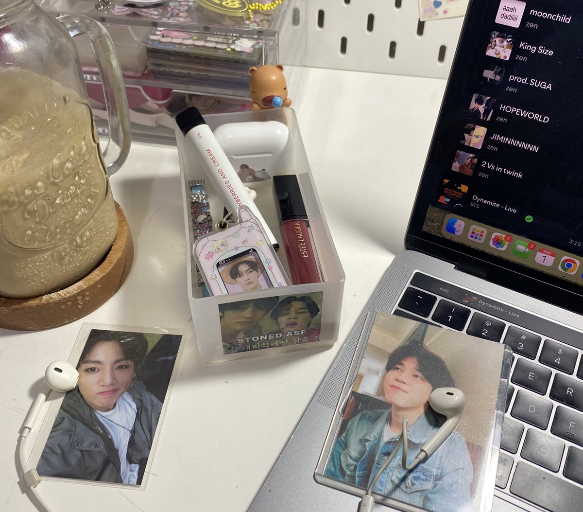 vminiebelle's tweet image. #armytwt 🚬🚬