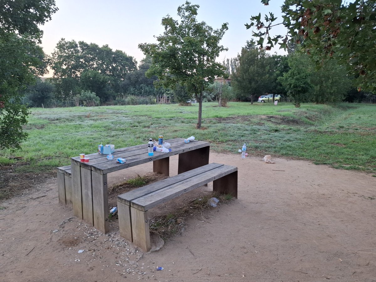 A casa fan igual, ja no poden ni entrar, a van a enmerdar tot Gallecs. #gallecs #medinatural.