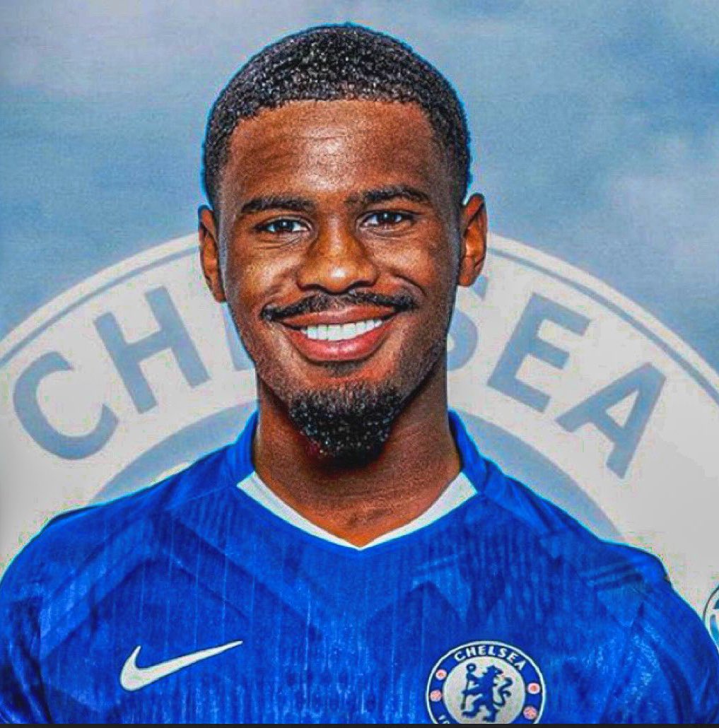 Chelsea fans, Let’s not see Jorell Hato just as a back up to Cucurella. Maresca doesn’t mind playing 2 left footed CB’s. He can become a main starter at CB and only fill in at LB when Cucu is unavailable. It all depends.