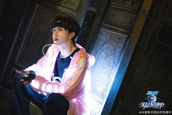 patrick_thfc's tweet photo. 250801 | #全员加速中

ʚ🐰ɞ

[ภาพนิ่งจากศึกชิงพลังงาน #RunForTime2025]
พ่ายพ่ายที่พลังงานเต็มเปี่ยม แฝงตัวในความมืด เข้าต่อสู้ในศึกชิงพลังงานอย่างไม่ลังเล

@patrick_pppat #แพทริค
#PatrickFinkler #尹浩宇
#YinHaoyu #全员加速中2025
#RunForTime #RunForTimeS5

พรุ่งนี้ 21:00 น.🇹🇭 รับชมตอน “คืนก่อนบทสรุป: ศึกชิงพลังงาน” ทาง MangoTV & HunanTV และรับชมความสนุกอย่างต่อเนื่องในวันอาทิตย์ 11:00 น.🇹🇭 ตอนพิเศษ “Extra Version” ทาง MangoTV