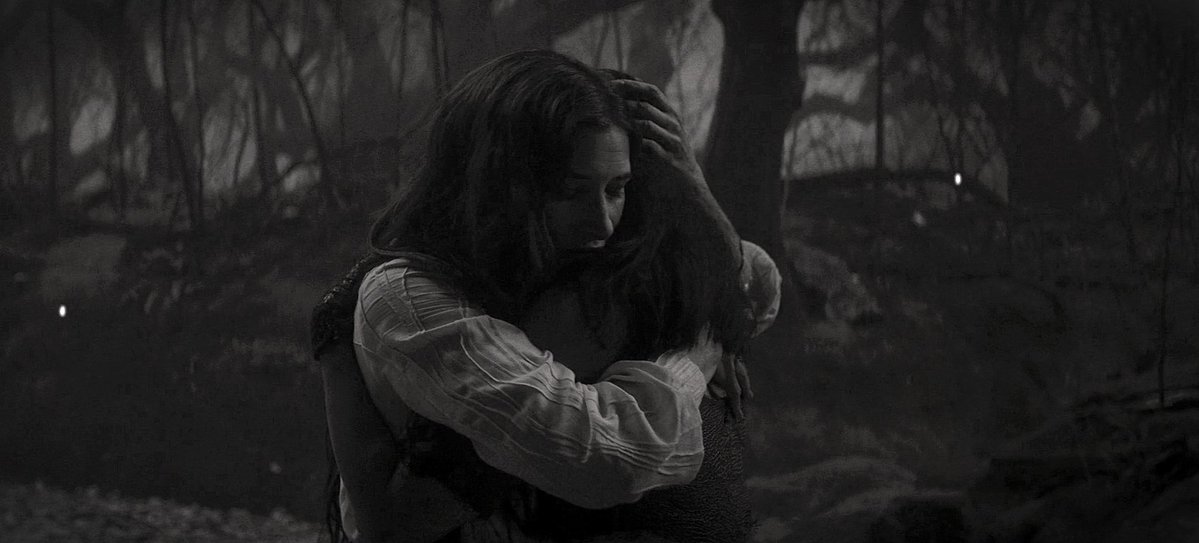 Witch3MB's tweet photo. B&amp;W Agathario because I miss them. https://t.co/oXmy4CTZiJ