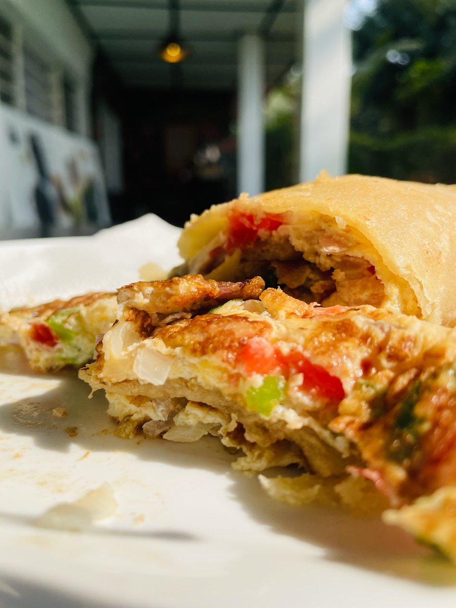 zatara_officiel's tweet photo. A Good morning breakfast at @OfAfrican74480 …..
#jah 
#life 
#art 
#coffeedaily 
#coffee 
#musica 
#musanze https://t.co/6JKWB5kM1h
