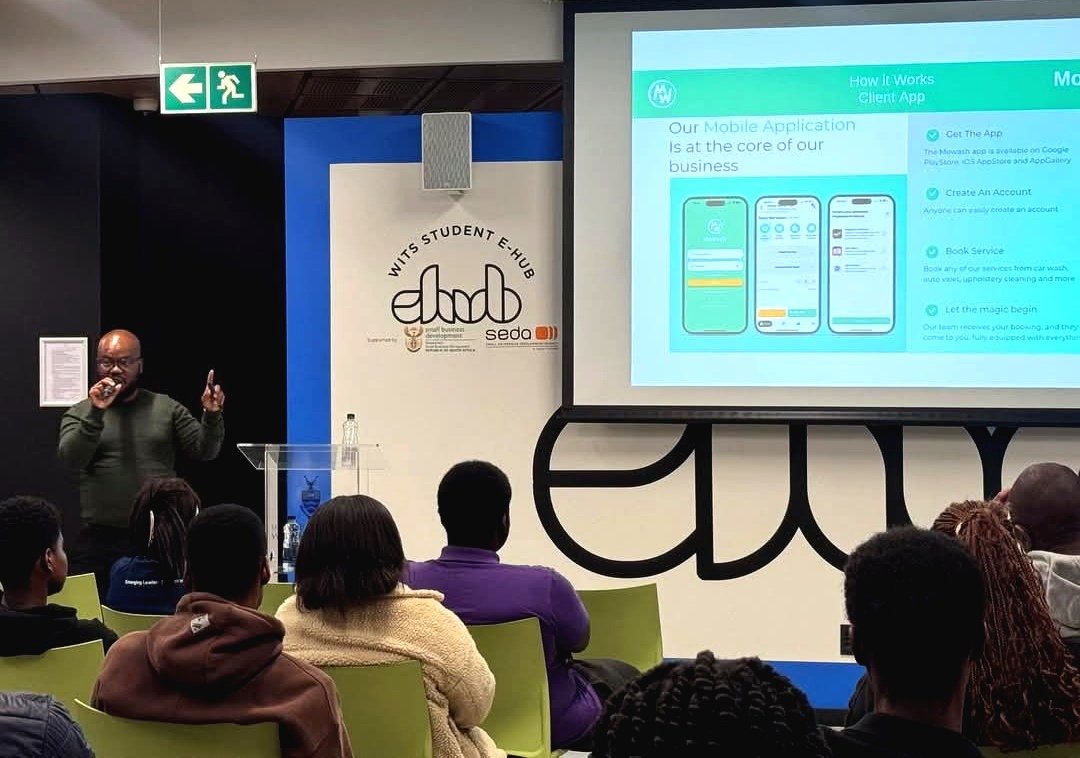 MowashZA's tweet photo. #MowashTalks 👌Wits University E-hub invited us to join their Seed Success stories and our CEO Ayanda Kevin Dladla delivered a Key note address around our innovative Mowash App🔥
🙌Thank you to the @WitsUniversity for such a great experience and opportunity. #MowashApp https://t.co/RpkvPlmQHe