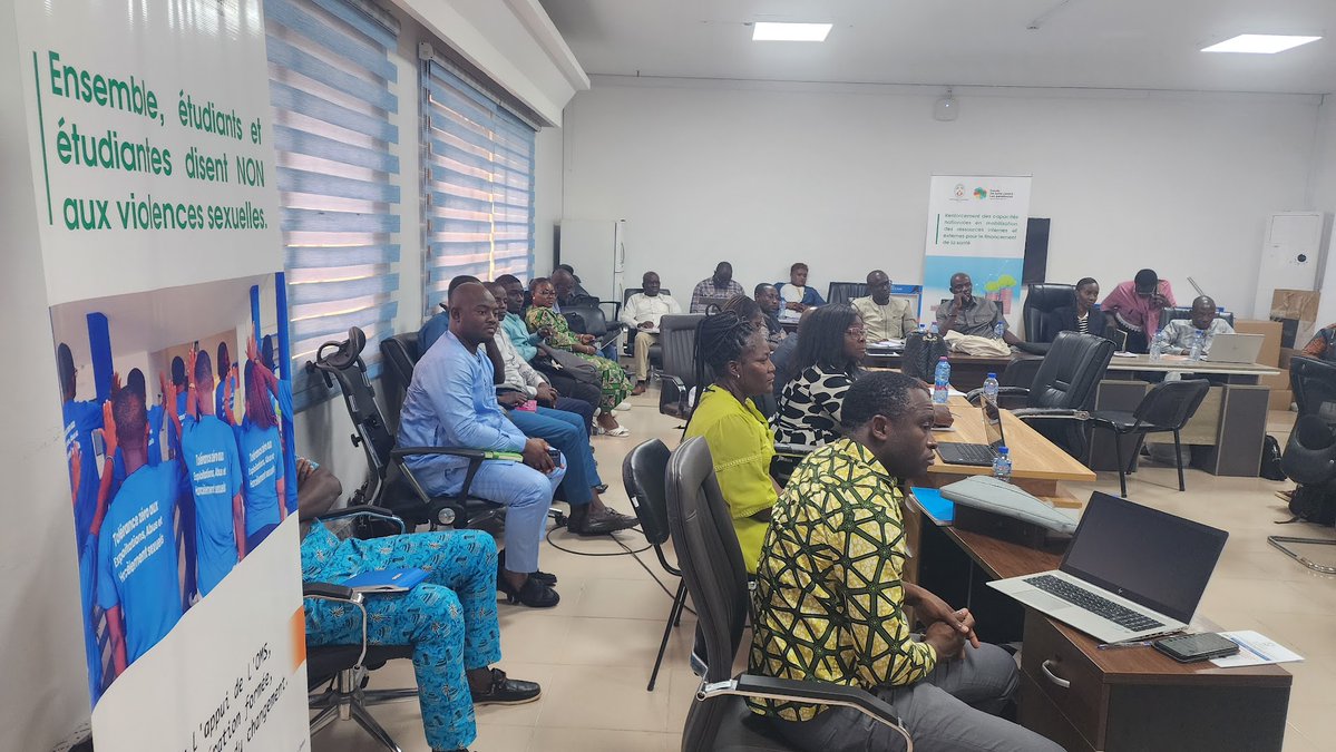 OMS TOGO (@omstogo) on Twitter photo Mobiliser pour mieux prévenir !
Au 🇹🇬, une trentaine d’acteurs de la société civile et des ministères formés à la mobilisation des ressources et à la gestion de projets dans le cadre de l’approche #OneHealth.
Appui technique : <a href="/OMSTogo/">OMS TOGO</a>
Financement : <a href="/Pandemic_Fund/">The Pandemic Fund</a>
#SantéGlobale Mobiliser pour mieux prévenir !
Au 🇹🇬, une trentaine d’acteurs de la société civile et des ministères formés à la mobilisation des ressources et à la gestion de projets dans le cadre de l’approche #OneHealth.
Appui technique : <a href="/OMSTogo/">OMS TOGO</a>
Financement : <a href="/Pandemic_Fund/">The Pandemic Fund</a>
#SantéGlobale