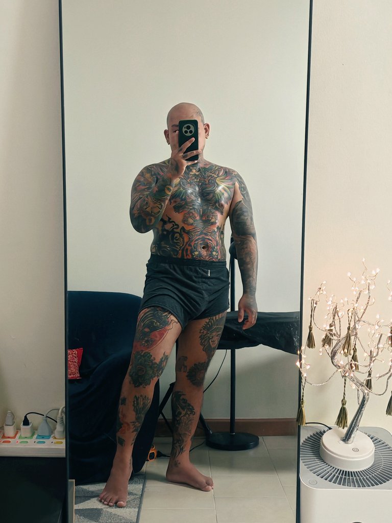 กระจกมันทำให้ฉันดูผอม​ 😅