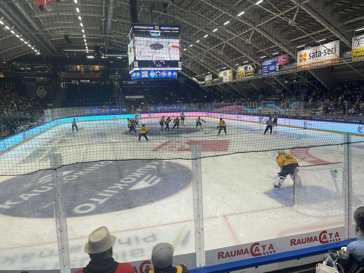 Taas mennään. TPS - #SaiPa #Pitsiturnaus