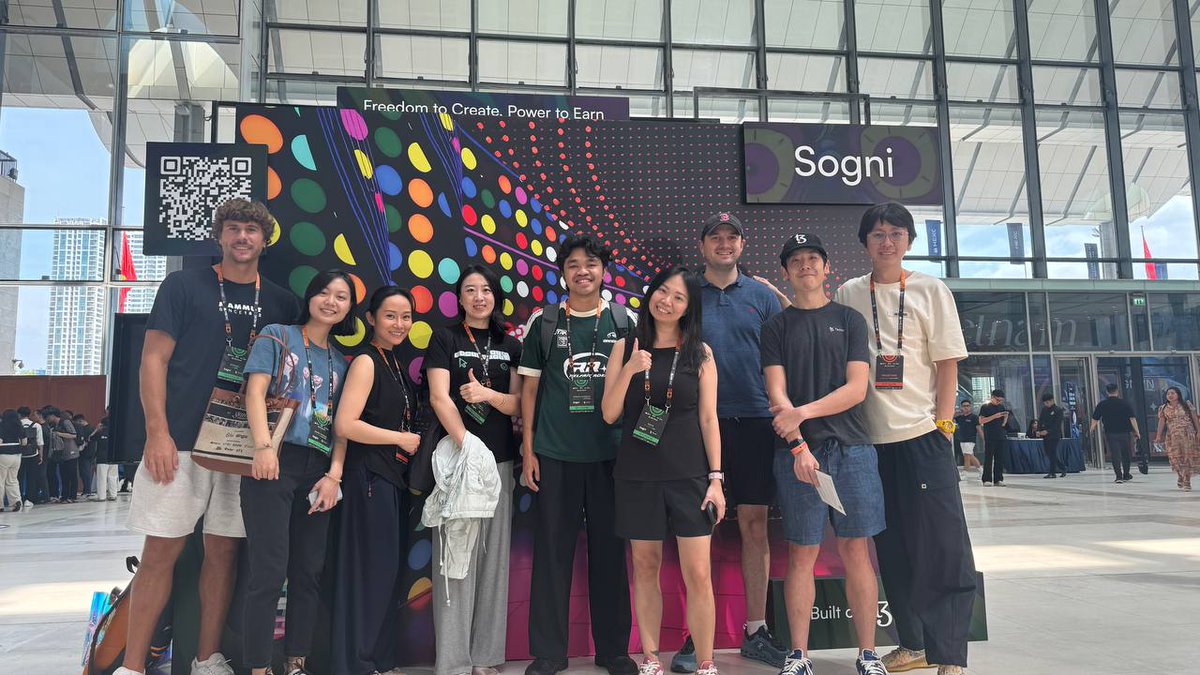 TZ APAC (@tzapac) on Twitter photo Xin chร o, Hanoi!
Say hi to the <a href="/TzApac/">TZ APAC</a>, <a href="/TezosCommons/">Tezos Commons</a> and Fortify Labs 2025 cohort teams (<a href="/5050_fi/">5050</a> and <a href="/Sogni_Protocol/">Sogni.ai</a> in picture) at <a href="/gmvn_official/">GM VIETNAM (๐,๐ป๐ณ) | Vietnam Blockchain Week</a> ๐ป๐ณ
@kyrosventures #tezos #etherlink #gmvn25 Xin chร o, Hanoi!
Say hi to the <a href="/TzApac/">TZ APAC</a>, <a href="/TezosCommons/">Tezos Commons</a> and Fortify Labs 2025 cohort teams (<a href="/5050_fi/">5050</a> and <a href="/Sogni_Protocol/">Sogni.ai</a> in picture) at <a href="/gmvn_official/">GM VIETNAM (๐,๐ป๐ณ) | Vietnam Blockchain Week</a> ๐ป๐ณ
@kyrosventures #tezos #etherlink #gmvn25