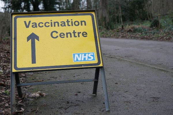 As measles cases continue to rise, the local NHS is urging parents, guardians and carers to make sure their children are up to date with their Measles, Mumps and Rubella (MMR) vaccinations &gt; livingmags.info/protect-your-f… #Measles #MMR #Herts