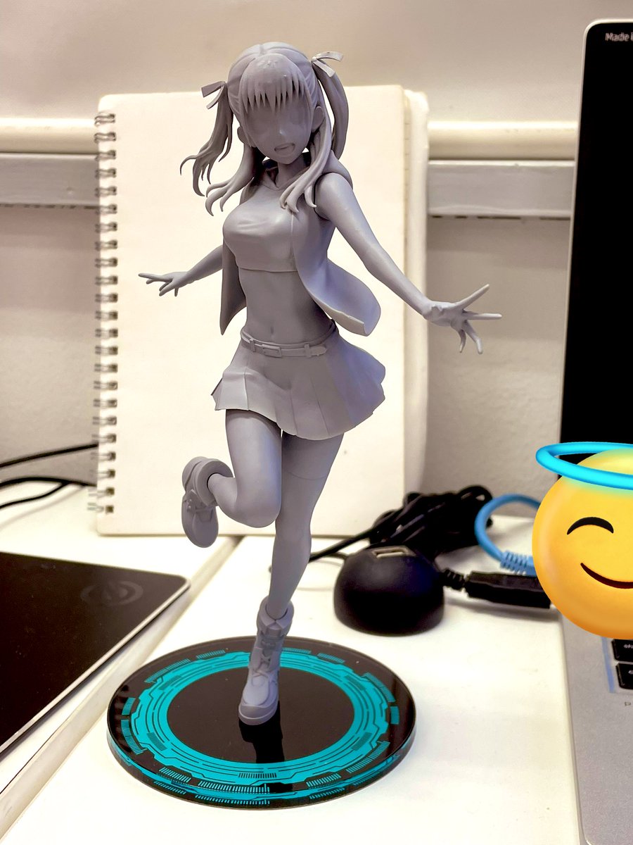 ツキちゃんフィギュア、まだ磨きとかきちんと終わってないけど次のキャラ作る。あとでちゃんとしたツキちゃんの写真は撮るつもり。

次は「一ノ瀬一馬」貴様だ！！
次は一ノ瀬を作ろうと思います。

#トラナイ
#TRIBENINE