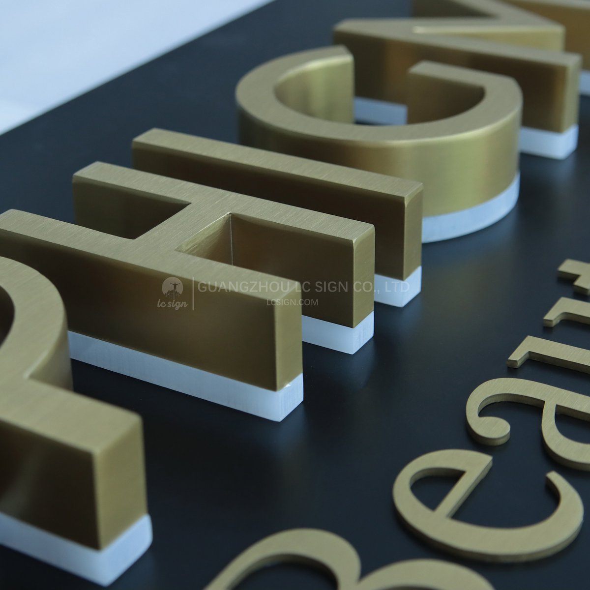 LCSignOfficial's tweet image. Custom Led Back Lit Sign🔥

👉Get a free quote: wa.link/cfjrkm

#lcsign #ledletter #neonsign #lightbox #RetailStoreSignage #CustomStoreSigns