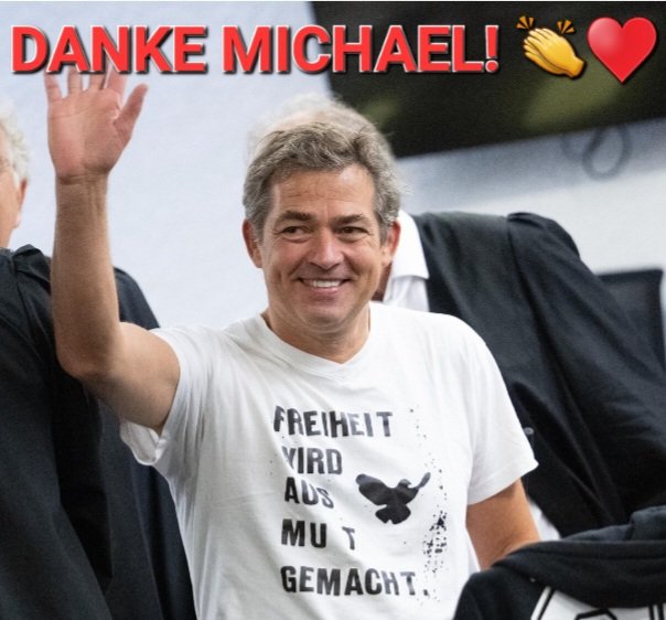 6/6 #Ballweg #Freispruch
Thanks, Michael! ❤️
Image source and credit  <a href="/zukunft37/">𝐙𝐮𝐤𝐮𝐧𝐟𝐭𝟑𝟕 - Bernd F. - F wie Freiheit! 🗽</a> 
#Ballweg #August2020 #Querdenken #B0108 #WirWarenMillionen