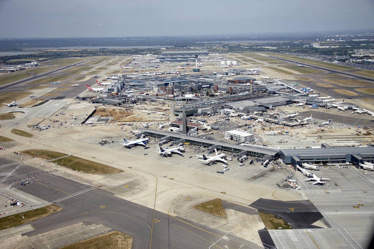 Willie Walsh on #Heathrow 🛫 3️⃣: "We applaud the govt’s decision to advance plans to expand Heathrow. This must not, however, come at any cost or make any assumption that the current operator is best placed to deliver the value the UK needs."

See more 👇

bit.ly/4mkIzrt