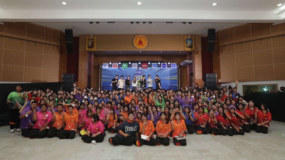 GMMTV (@gmmtv) on Twitter photo จบไปอย่างสนุกสนานกับ 'GMMTV PRO-TEEN SCHOOL TOUR 2025' ที่ 'โรงเรียนอ่างทองปัทมโรจน์วิทยาคม'
ทุกคนในวันนี้ให้ความร่วมมือดีมากๆ พวกเราสนุกมากๆ หวังว่าเราจะได้กลับมาเจอกันอีกนะคะ
#GMMTVSchoolTour2025xAPW
#GMMTVSchoolTour2025
#GMMTV <a href="/filmracha/">ฟิล์มรชา🎞️</a> <a href="/Chimonac/">ชิม่อนไงจะใครหล่ะ🙈</a> <a href="/sea_ta_lay/">ซออี</a> <a href="/keenkeno_sp/">KEENKENO</a> จบไปอย่างสนุกสนานกับ 'GMMTV PRO-TEEN SCHOOL TOUR 2025' ที่ 'โรงเรียนอ่างทองปัทมโรจน์วิทยาคม'
ทุกคนในวันนี้ให้ความร่วมมือดีมากๆ พวกเราสนุกมากๆ หวังว่าเราจะได้กลับมาเจอกันอีกนะคะ
#GMMTVSchoolTour2025xAPW
#GMMTVSchoolTour2025
#GMMTV <a href="/filmracha/">ฟิล์มรชา🎞️</a> <a href="/Chimonac/">ชิม่อนไงจะใครหล่ะ🙈</a> <a href="/sea_ta_lay/">ซออี</a> <a href="/keenkeno_sp/">KEENKENO</a>