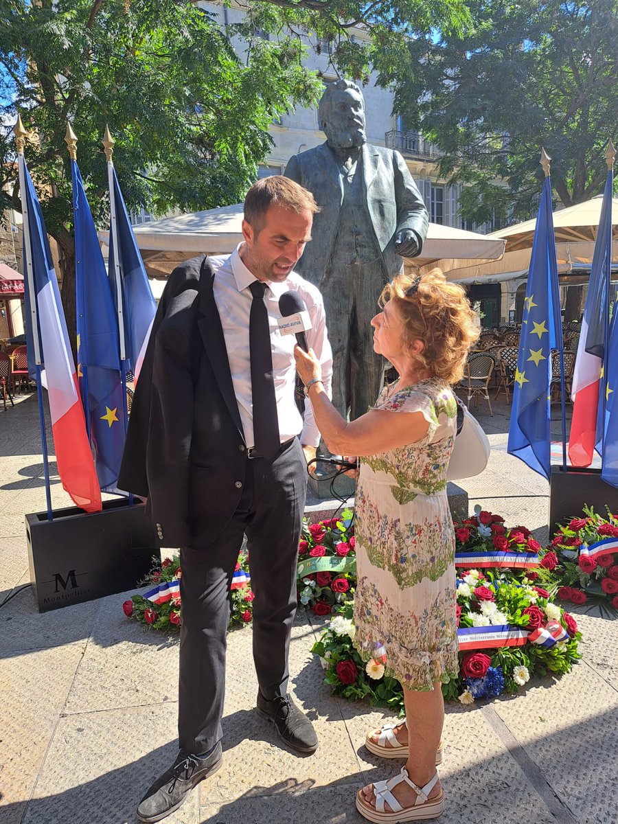 🇫🇷Cérémonie en hommage à Jean Jaurès, homme politique français assassiné le 31 juillet 1914. 
En présence de <a href="/MDelafosse/">Michaël Delafosse</a> Maire de Montpellier, <a href="/Pradel_Julien/">Julien Pradel</a> du parti socialiste de l'Hérault, et de nombreux élus et citoyens.

🎧Interviews prochainement sur notre site.

#jaures