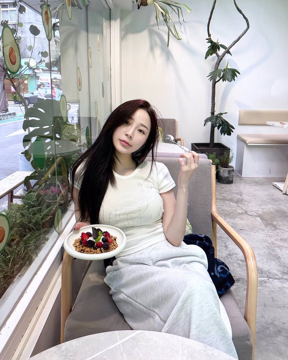 我来自马来西亚 🇲🇾 你们呢？
互相认识新朋友🤝