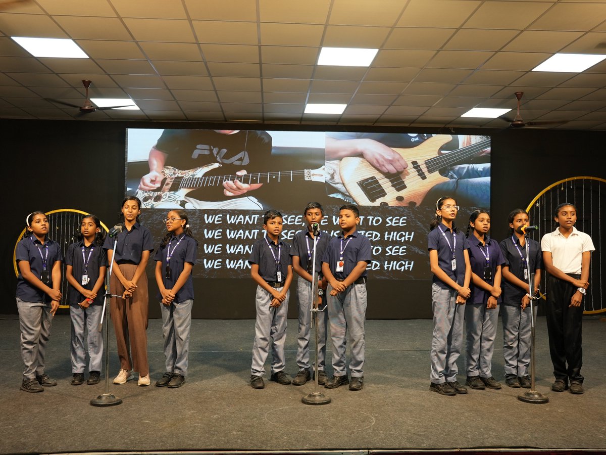 stbrittos's tweet image. 🧘‍♂️ Mindfulness: PAUSE – Class Assembly by VII-B
A beautiful reminder to slow down, breathe, and live in the moment. 🌿🕊️
“Mindfulness isn’t difficult. We just need to remember to do it.” – Sharon Salzberg
St. Britto&apos;s Academy📱 +91 98408 66053
#Mindfulness #Pause #ClassAssembly