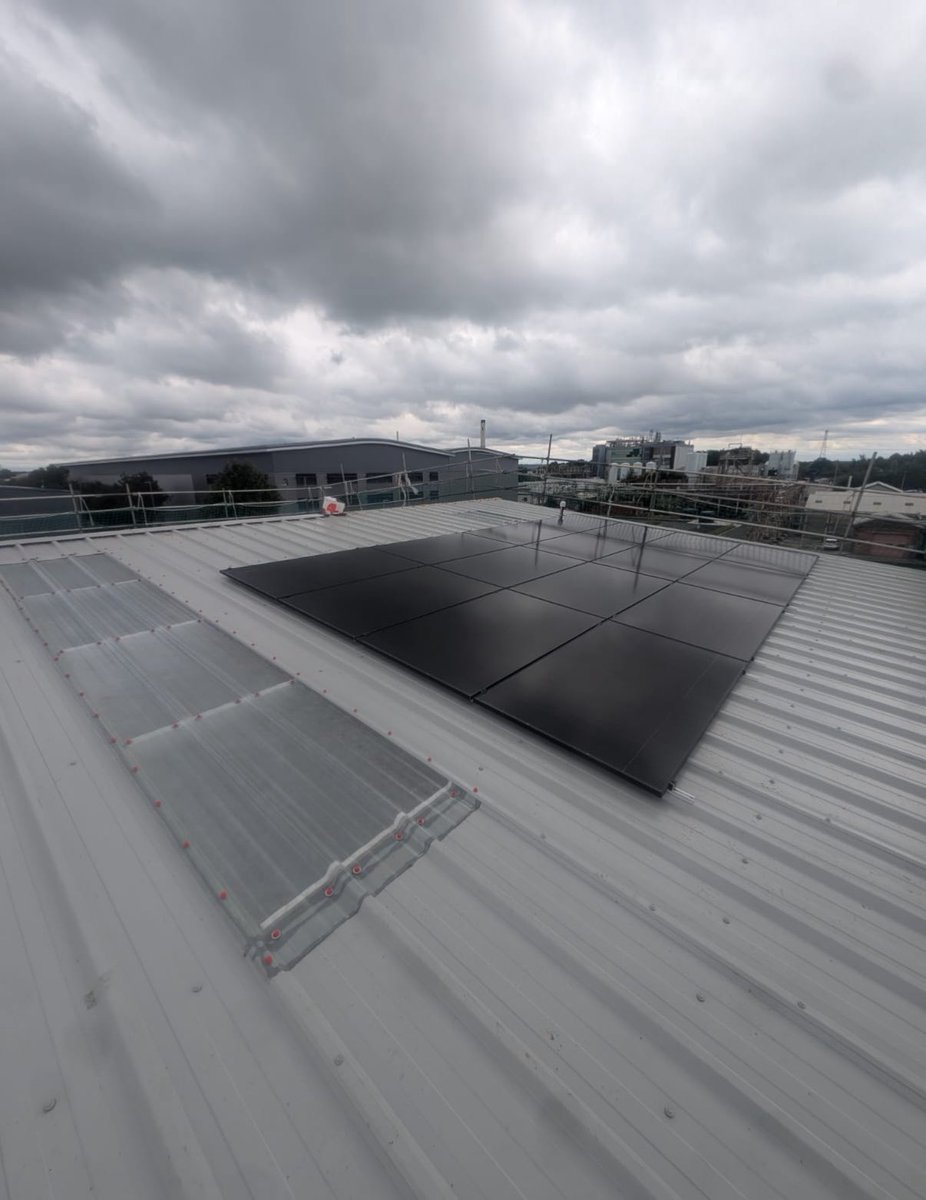 AtlanticRenewab's tweet image. More Commercial Solar PV ☀️☀️ 32 x 500W installed across 2 x new units! 16 x per unit. We will be back in the near future to get the inverters up and running 💚⚡️😀 #commercialsolar #solarpower #solarinstallers #solarpanel #renewables #gogreen