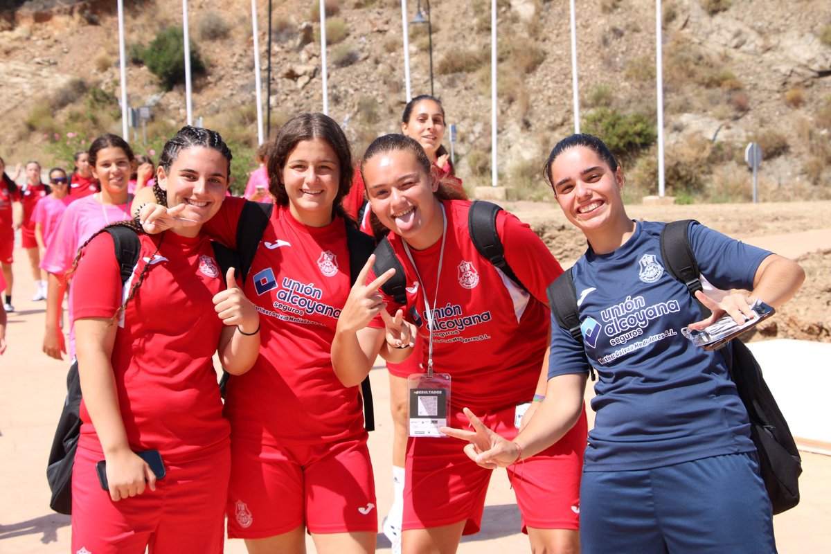 👋🏻 Hola Agosto 

𝐓𝐞 𝐞𝐬𝐭𝐚́𝐛𝐚𝐦𝐨𝐬 𝐞𝐬𝐩𝐞𝐫𝐚𝐧𝐝𝐨… 😜✌🏻