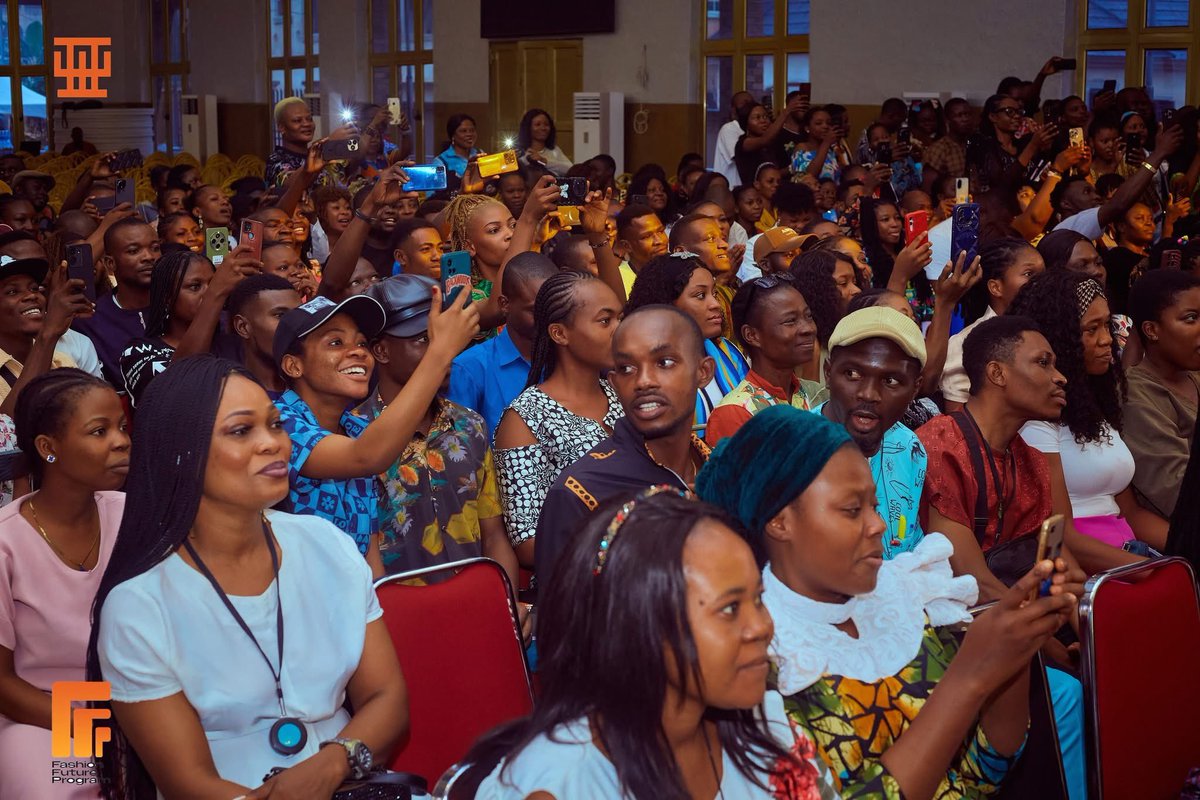 fashionfuturep's tweet image. The atmosphere was charged with purpose and possibility.
Young fashion entrepreneurs engaged with focus, curiosity, and a clear hunger for transformation.

We can’t wait to see what they will achieve.

#FashionFutureProgram #YouthInDevelopment #SocialImpact #MadeForTheFuture