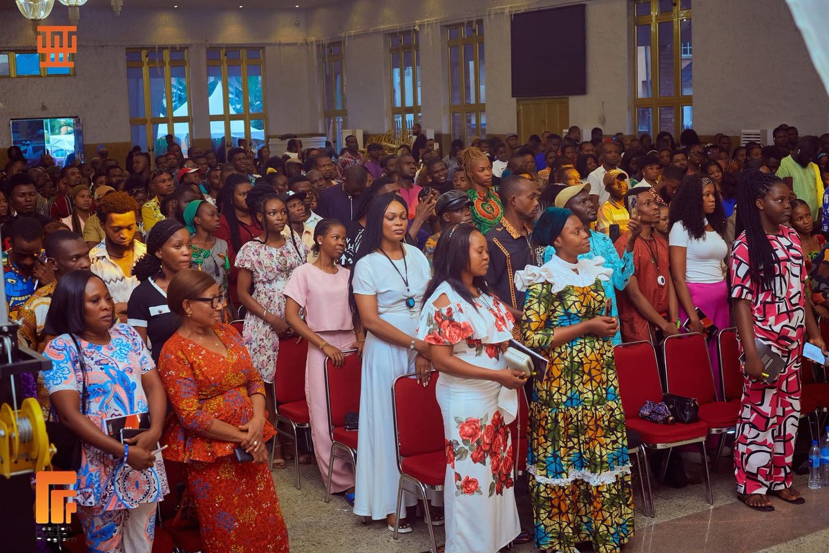 fashionfuturep's tweet image. The atmosphere was charged with purpose and possibility.
Young fashion entrepreneurs engaged with focus, curiosity, and a clear hunger for transformation.

We can’t wait to see what they will achieve.

#FashionFutureProgram #YouthInDevelopment #SocialImpact #MadeForTheFuture